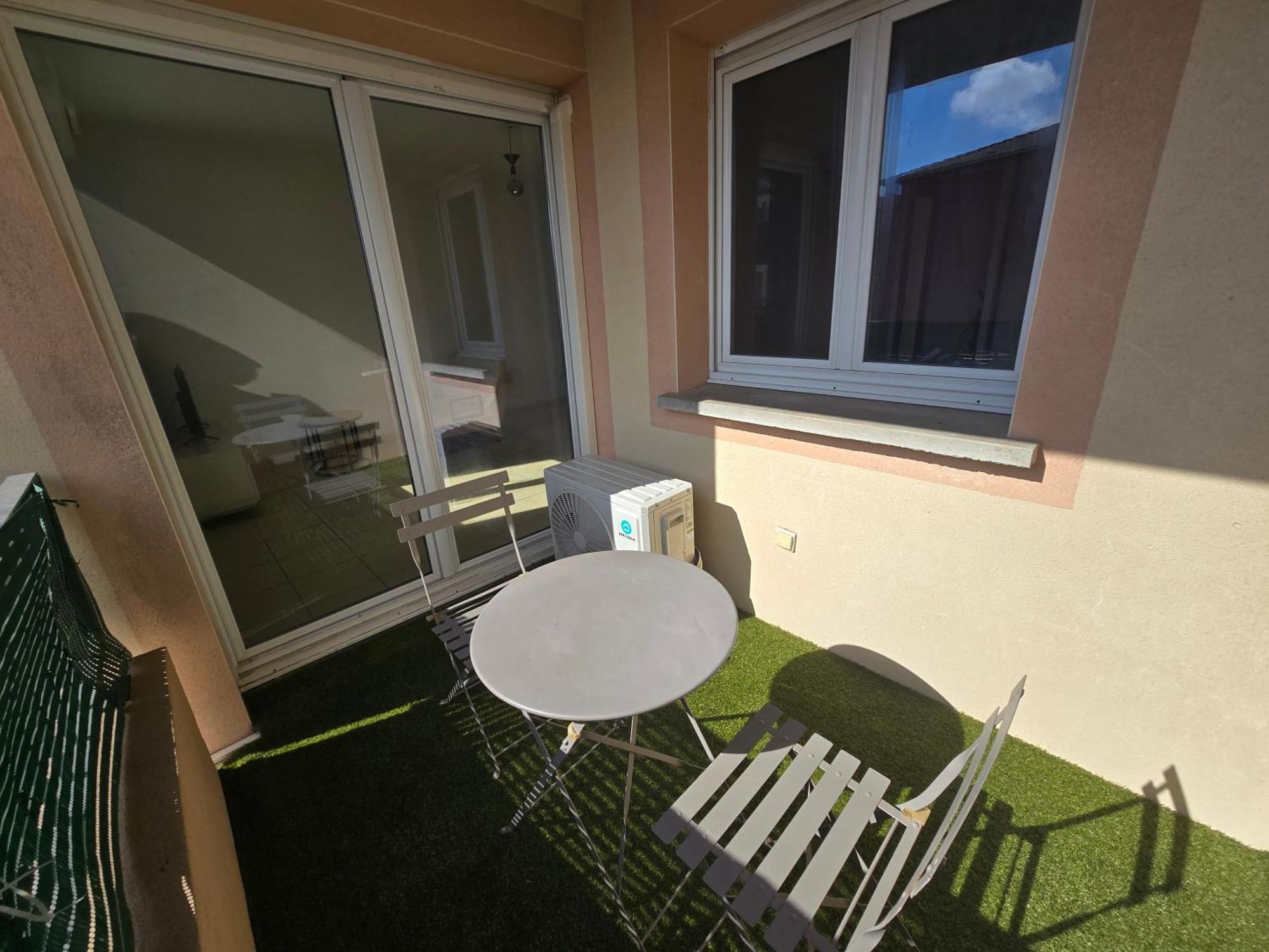 Appartement Dans Residence Avec Piscine 아그 외부 사진